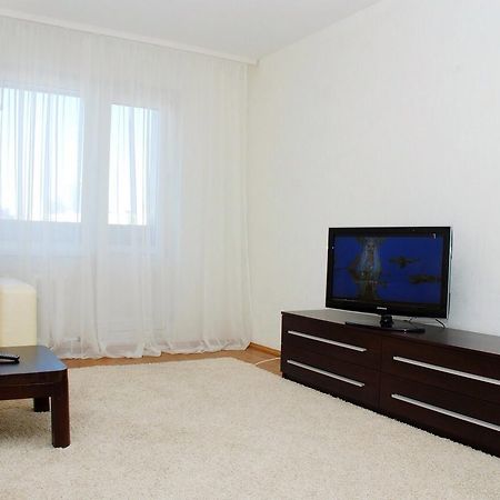 2-Komnatnye Apartamenty Alladin - Pozniaki Киев Экстерьер фото